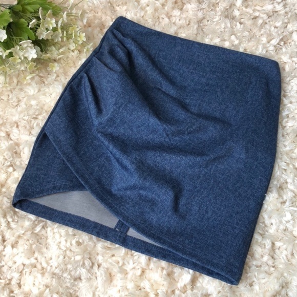 Love Culture Denim Side Scrunch Stretch Mini | S - Picture 2 of 4